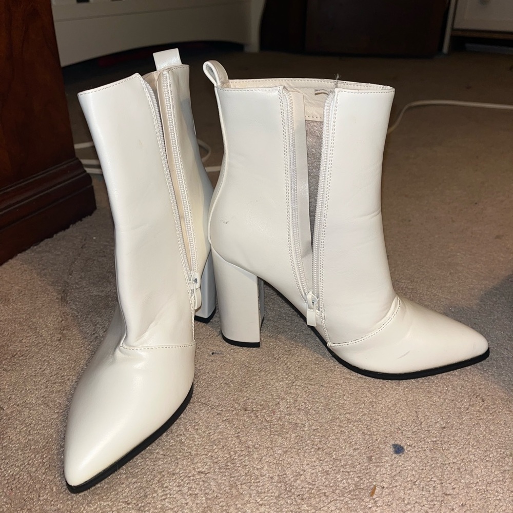 Size 5 white heel booties